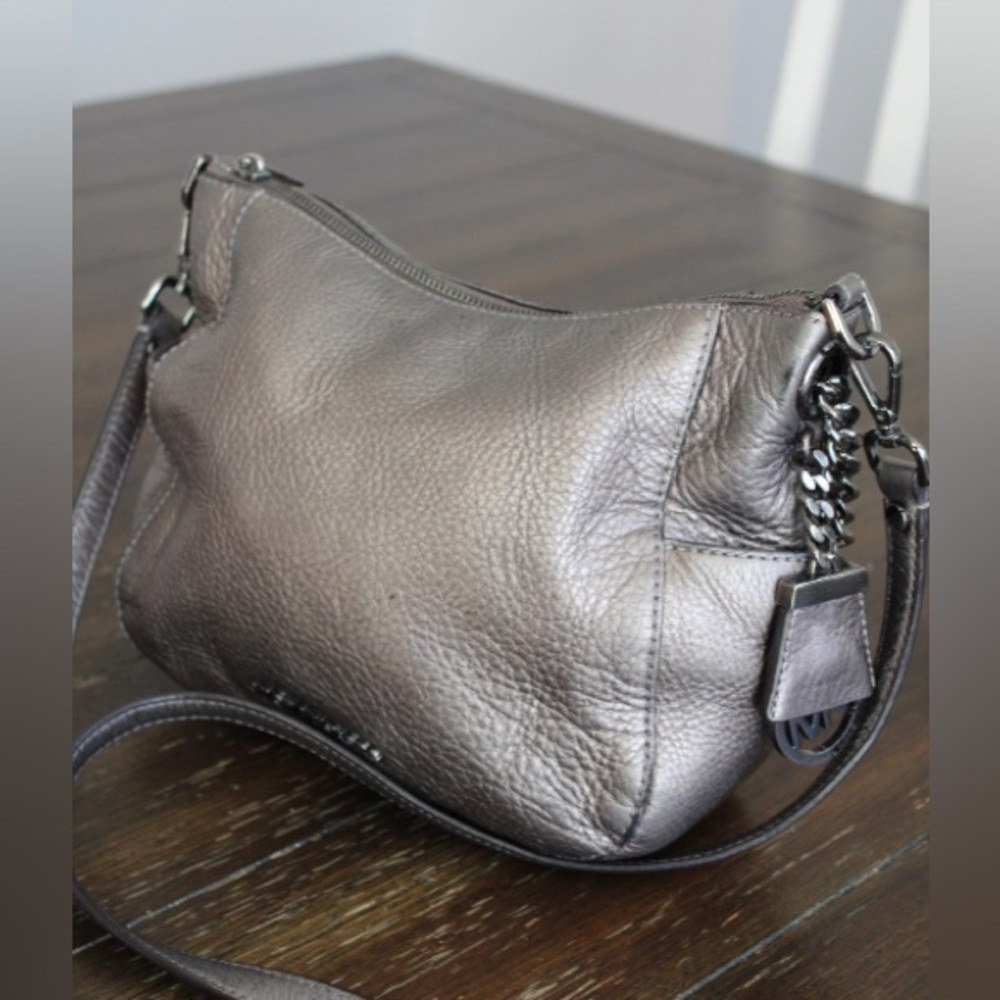 Michael Kors Cross body bag - Picture 9 of 16